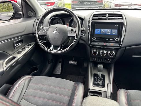 Used 2024 Mitsubishi Outlander Sport SE AWD/4WD image 11