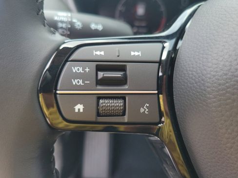 New 2026 Honda HR-V EX-L image 17