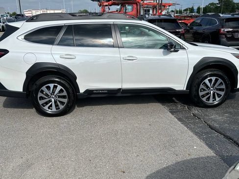 Certified 2024 Subaru Outback Premium AWD/4WD image 2