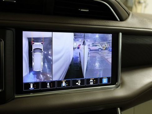 Used 2021 GMC Yukon Denali image 24