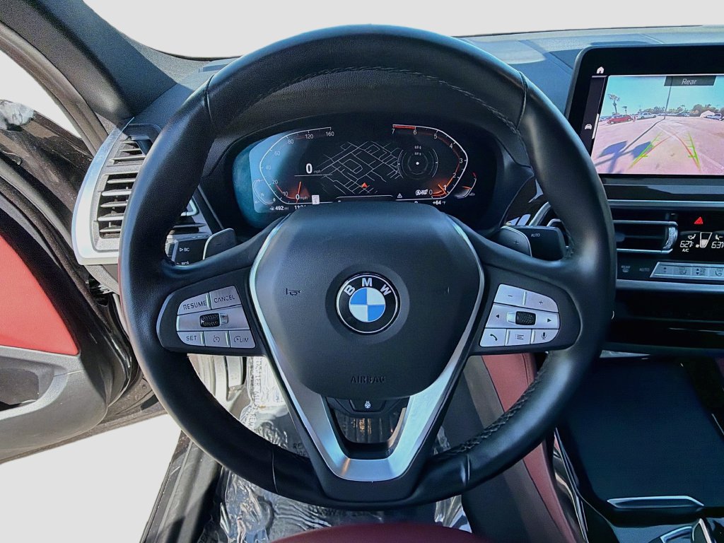Used 2025 BMW X4 xDrive30i AWD/4WD image 38