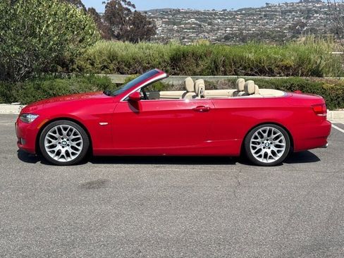 Used 2008 BMW 328i Convertible image 3