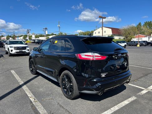 Used 2020 Ford Edge ST-Line w/ Cold Weather Package AWD/4WD image 7