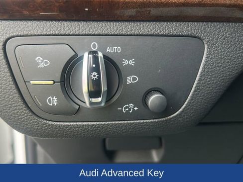 Used 2018 Audi Q5 2.0T Premium image 12