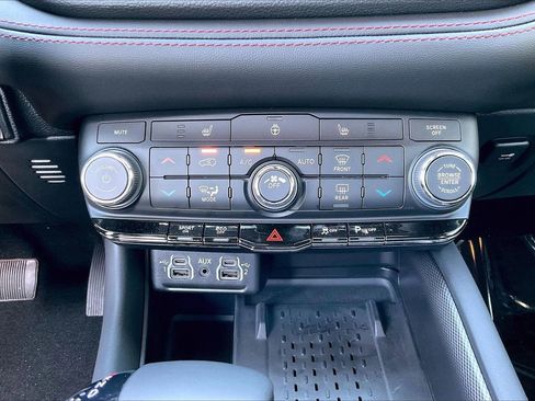 New 2026 Dodge Durango GT w/ Blacktop Package AWD/4WD image 16
