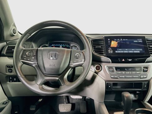 Used 2020 Honda Pilot EX image 18