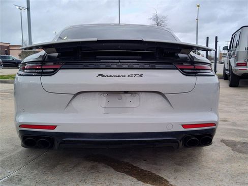 Used 2019 Porsche Panamera GTS image 5