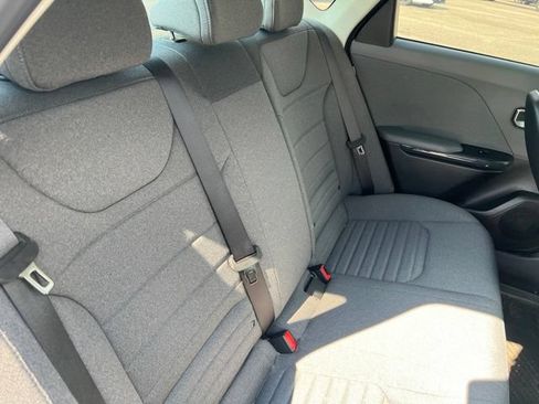 Used 2025 Kia K4 EX FWD image 5