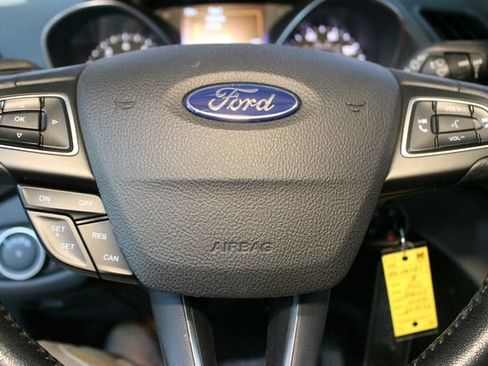 Used 2018 Ford Escape SEL AWD/4WD image 20