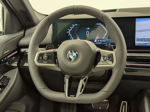 New 2026 BMW 530i w/ Executive Package image 18