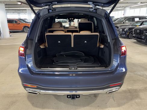 Used 2024 Mercedes-Benz GLS 580 4MATIC image 14