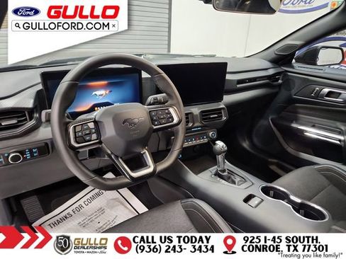 Used 2024 Ford Mustang Coupe image 11