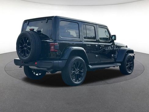 Certified 2025 Jeep Wrangler Unlimited Sahara AWD/4WD image 6