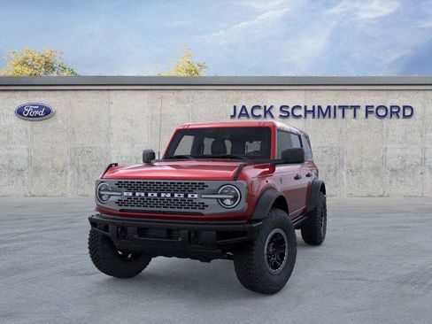 New 2025 Ford Bronco Badlands w/ Sasquatch Package image 2