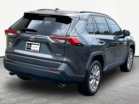Used 2023 Toyota RAV4 XLE Premium FWD image 13
