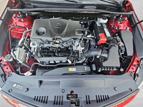 Used 2020 Toyota Camry LE image 23