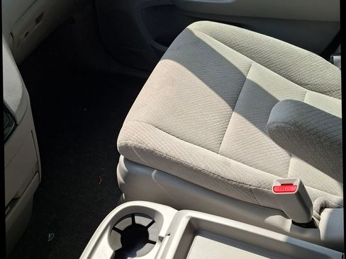 Used 2016 Honda Odyssey EX image 16