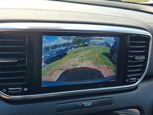 Used 2020 Kia Sportage EX FWD image 16