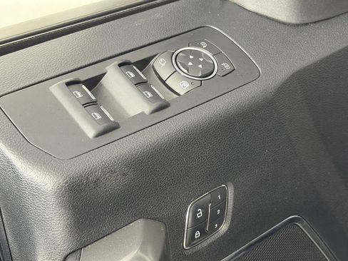 Used 2015 Ford F150 Lariat w/ Equipment Group 502A Luxury image 26