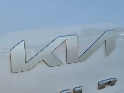 Used 2022 Kia Telluride S AWD/4WD image 14