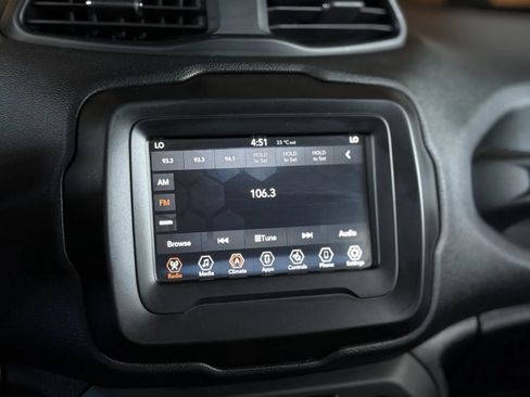 Used 2020 Jeep Renegade Altitude AWD/4WD image 26