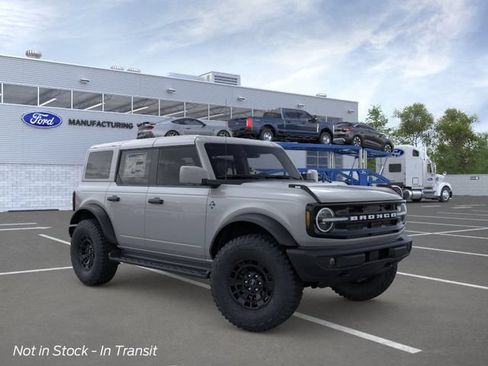New 2026 Ford Bronco Outer Banks w/ Sasquatch Package AWD/4WD image 7