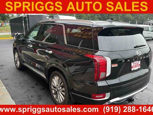 Used 2020 Hyundai Palisade Limited FWD image 3
