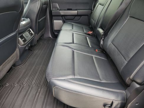 Used 2025 Ford F150 Lariat AWD/4WD image 30
