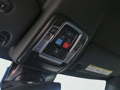 Used 2025 RAM 3500 Laramie w/ Sport Appearance Package image 25