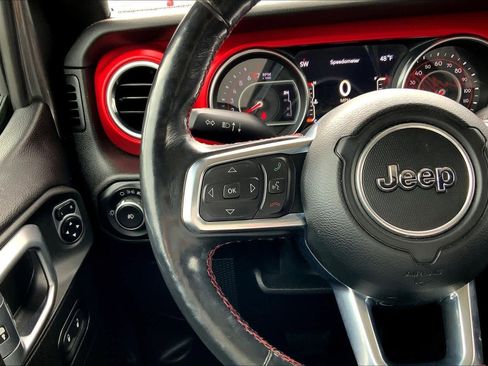 Used 2019 Jeep Wrangler Unlimited Rubicon w/ LED Lighting Group image 23