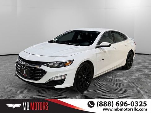 Used 2022 Chevrolet Malibu RS image 9
