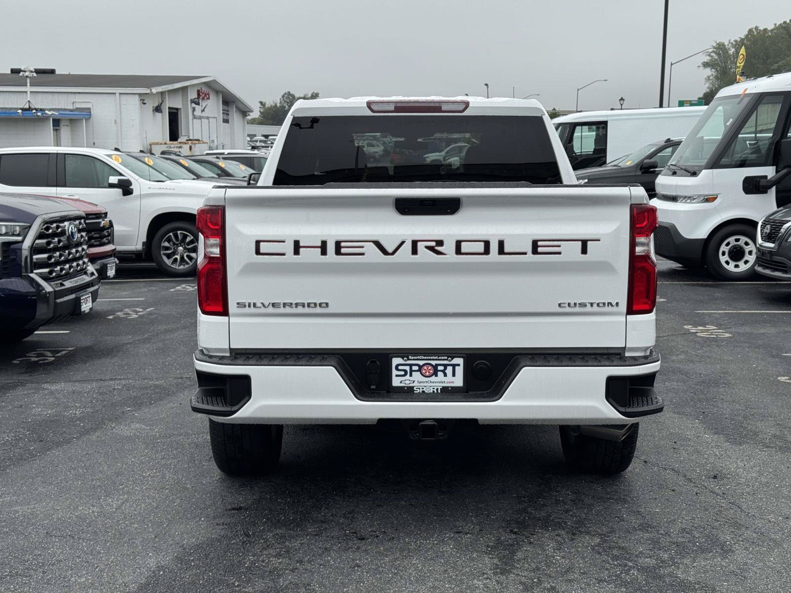 Used 2020 Chevrolet Silverado 1500 Custom w/ Custom Value Package AWD/4WD image 24