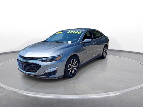 Used 2024 Chevrolet Malibu RS FWD image 3
