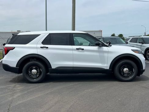 New 2026 Ford Explorer 4WD Police Interceptor w/ Ready For The Road Package image 39