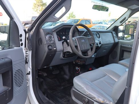 Used 2016 Ford F250 XL w/ Power Equipment Group AWD/4WD image 15