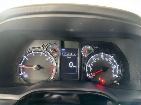 Used 2024 Toyota 4Runner SR5 Premium w/ Moonroof Package AWD/4WD image 21