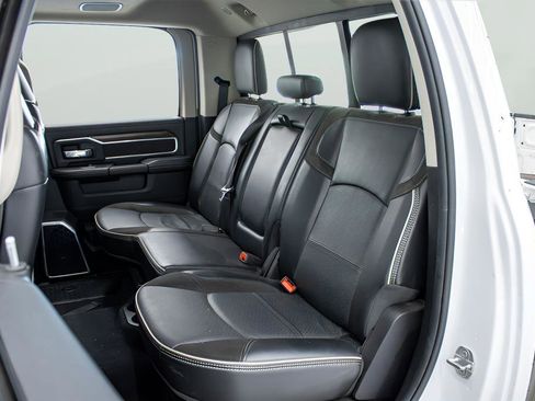 Used 2024 RAM 2500 Laramie AWD/4WD image 27