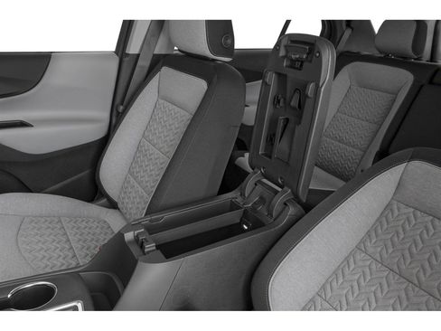 New 2023 Chevrolet Equinox LT w/ Driver Convenience Package AWD/4WD image 10