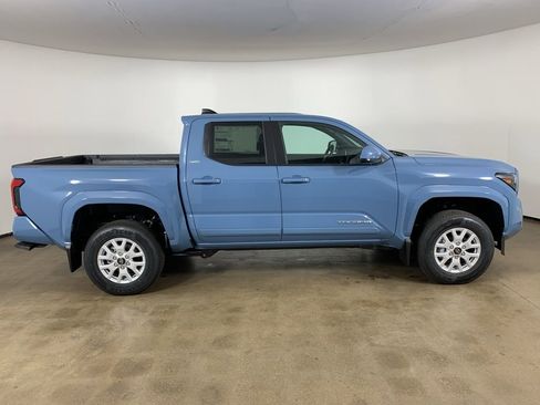 New 2026 Toyota Tacoma SR5 AWD/4WD image 7