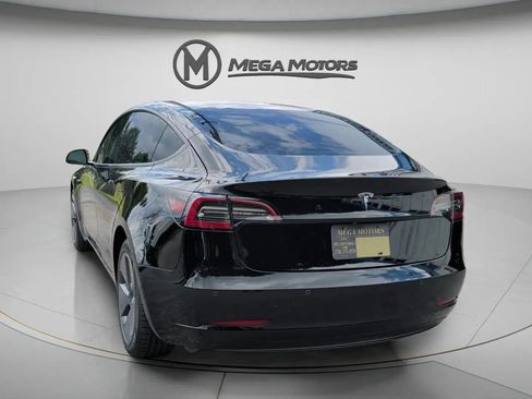 Used 2022 Tesla Model 3 Standard Range RWD image 5