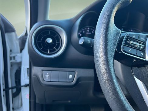 Used 2024 Kia Forte LXS image 12