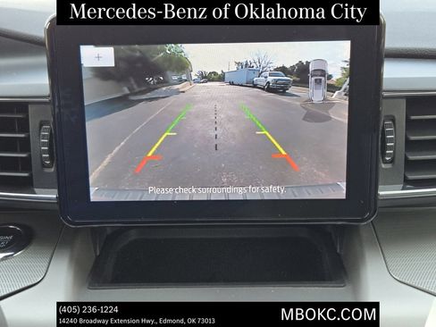 Used 2022 Ford Explorer XLT w/ Equipment Group 202A AWD/4WD image 15