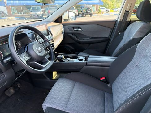 Used 2023 Nissan Rogue SV AWD/4WD image 15
