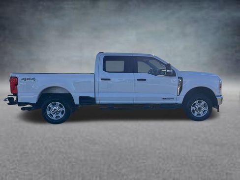 Used 2025 Ford F250 XLT AWD/4WD image 6