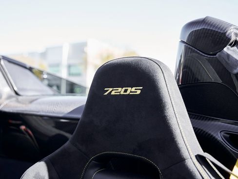 Used 2022 McLaren 720S Spider image 51