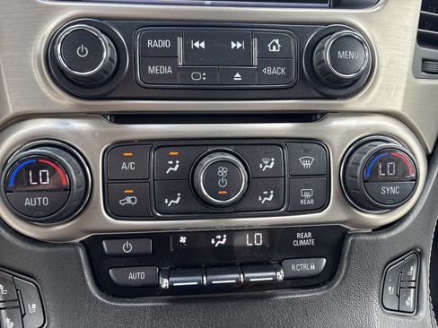Used 2020 GMC Yukon Denali AWD/4WD image 8