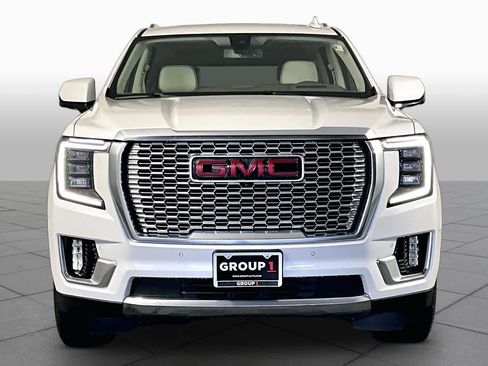 Used 2021 GMC Yukon Denali w/ LPO, Illumination Package image 4