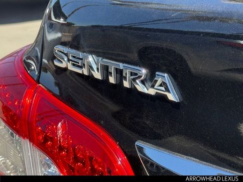 Used 2014 Nissan Sentra SV FWD image 29