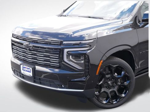 New 2026 Chevrolet Suburban High Country AWD/4WD image 28