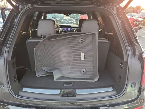 Used 2022 Cadillac XT6 Sport w/ Platinum Package image 19